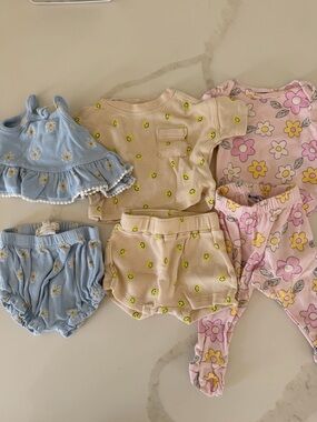 Baby Girls Mixed Floral & Smile Set - Pink, Blue, Cream